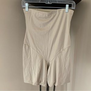 Maidenform Waist and Thigh Shapewear